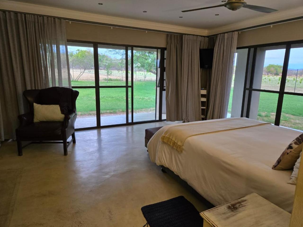 Kigeni Safari Lodge & Spa Vaalwater Rum bild